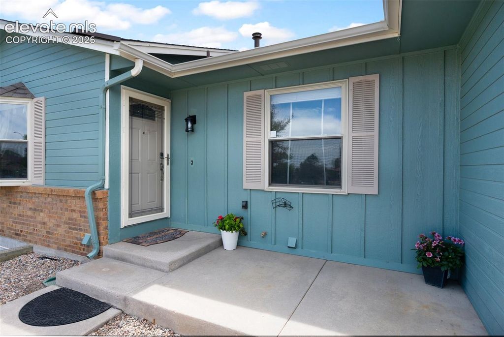 6985 Blue River Way, Colorado Springs, CO 80911 — photo 4