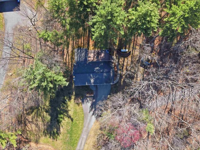 21 Brook Drive, Hudson, NH 03051