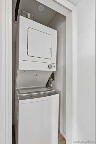 7509 Draper 210, La Jolla, CA 92037