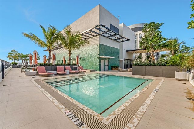 601 NE 1st ave 2403, Miami, FL 33132