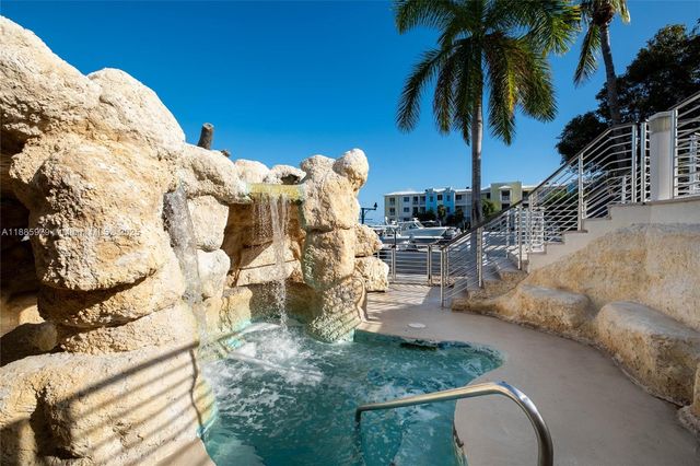 97501 Overseas Hwy 316, Key Largo, FL 33037