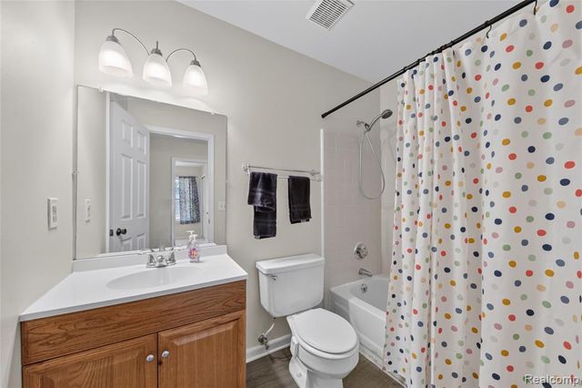 451 Lansdowne Drive, Westland, MI 48185