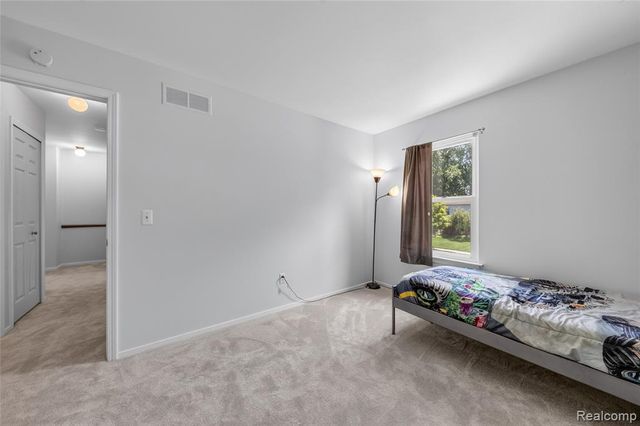 451 Lansdowne Drive, Westland, MI 48185