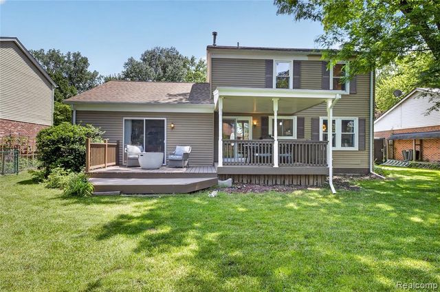 451 Lansdowne Drive, Westland, MI 48185