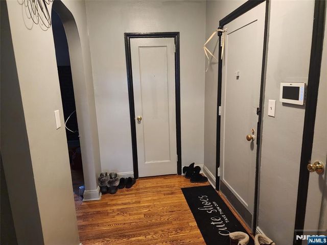 490 Beverly Road B6, Teaneck, NJ 07666