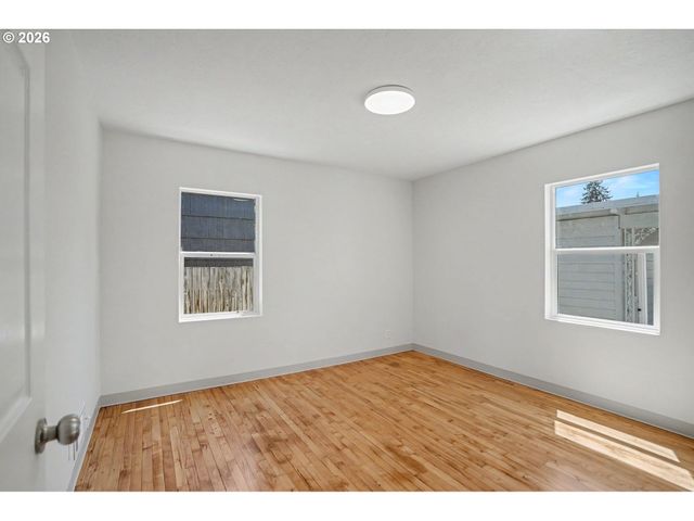 1090 DONNA Ave, Salem, OR 97301