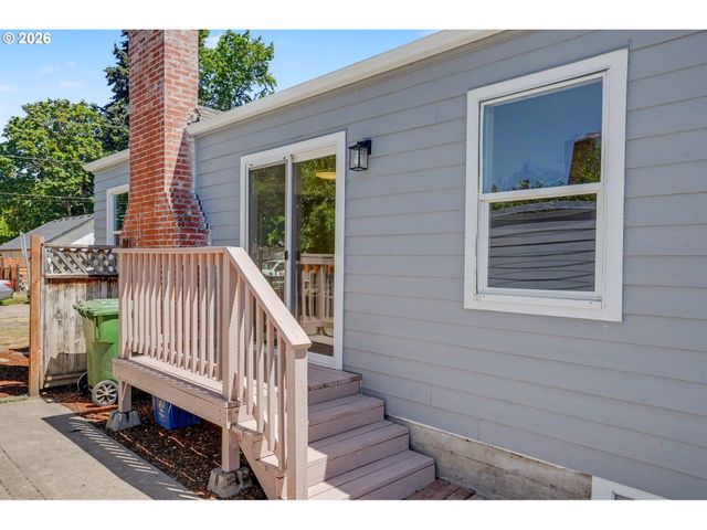 1090 DONNA Ave, Salem, OR 97301
