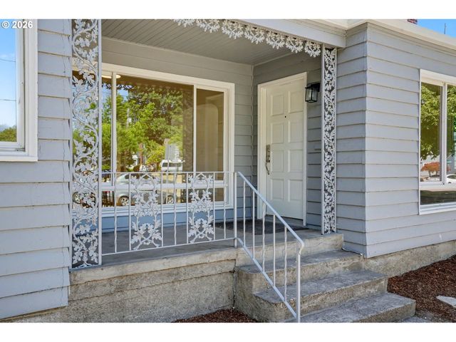1090 DONNA Ave, Salem, OR 97301