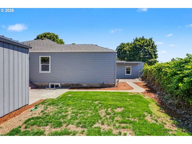 1090 DONNA Ave, Salem, OR 97301