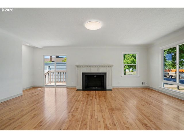 1090 DONNA Ave, Salem, OR 97301