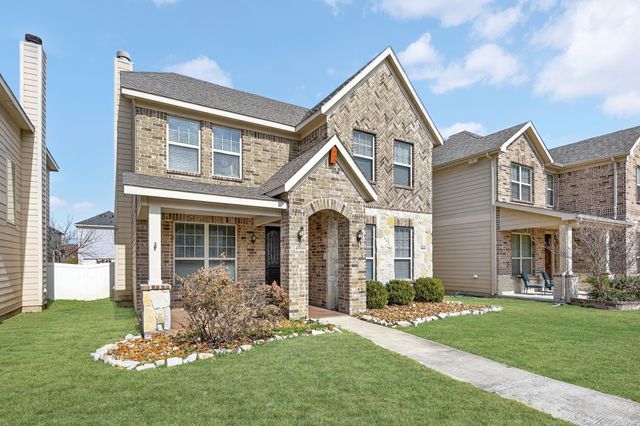 1049 Marietta Lane, Aubrey, TX 76227