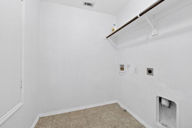 1049 Marietta Lane, Aubrey, TX 76227