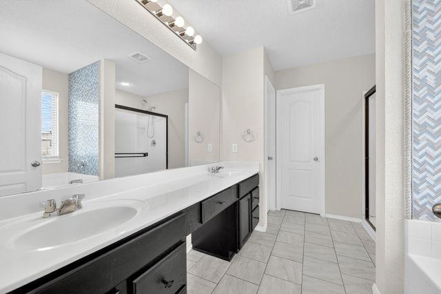 1049 Marietta Lane, Aubrey, TX 76227