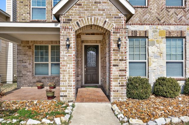 1049 Marietta Lane, Aubrey, TX 76227