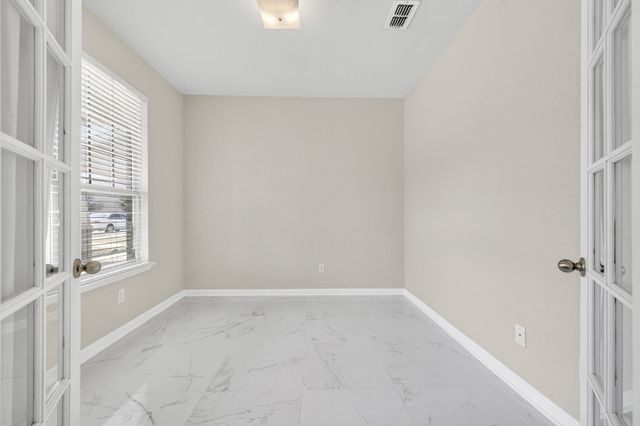 1049 Marietta Lane, Aubrey, TX 76227