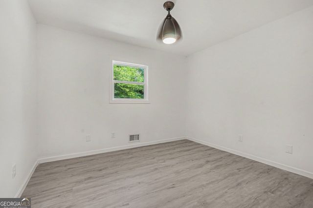 1963 Candace Lane SE, Atlanta, GA 30316