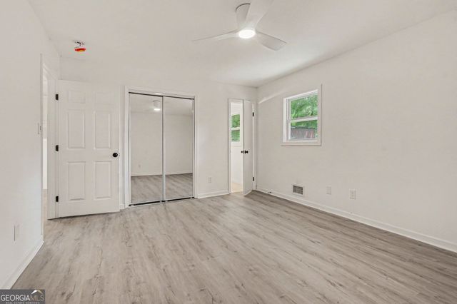 1963 Candace Lane SE, Atlanta, GA 30316