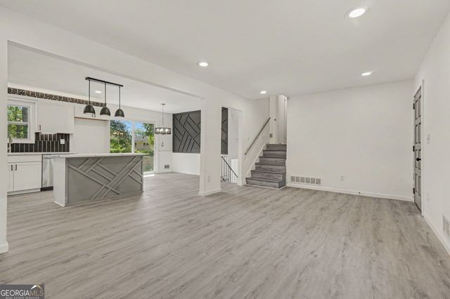 1963 Candace Lane SE, Atlanta, GA 30316