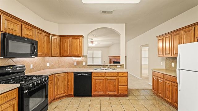 14374 Timberdale Drive, Choctaw, OK 73020