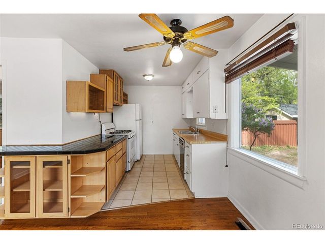 1527 W Cheyenne Rd, Colorado Springs, CO 80906
