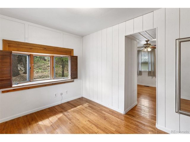 1527 W Cheyenne Rd, Colorado Springs, CO 80906
