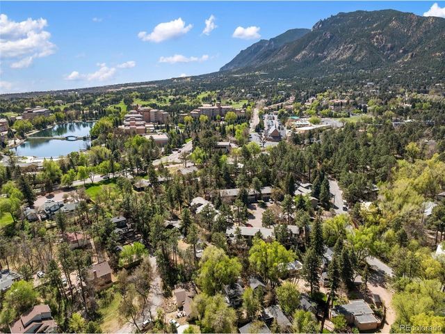 1527 W Cheyenne Rd, Colorado Springs, CO 80906