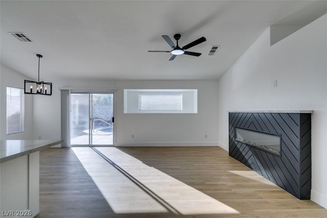 3013 Robincrest Court, North Las Vegas, NV 89031