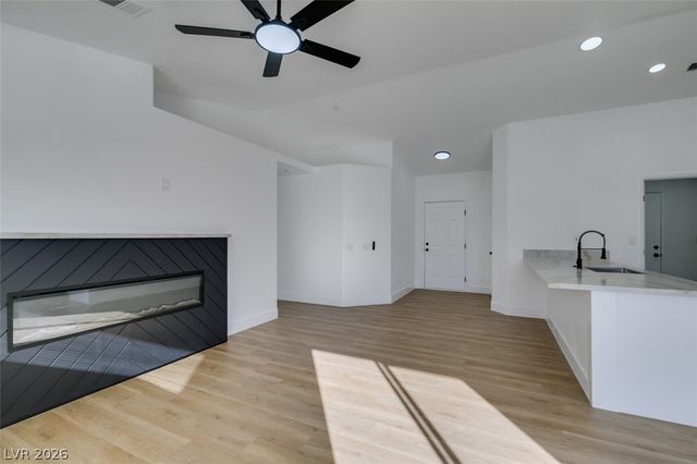 3013 Robincrest Court, North Las Vegas, NV 89031
