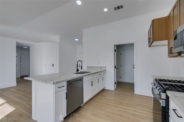 3013 Robincrest Court, North Las Vegas, NV 89031