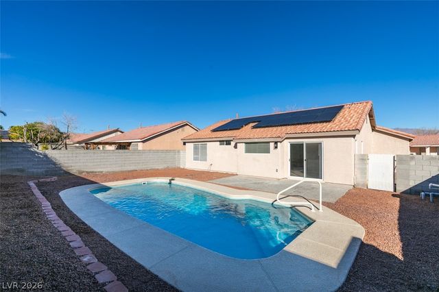 3013 Robincrest Court, North Las Vegas, NV 89031