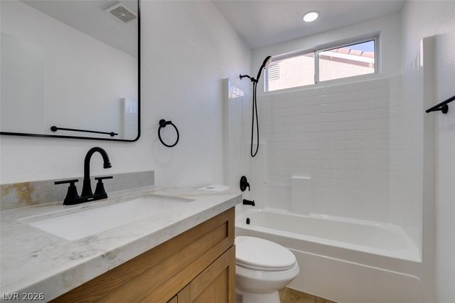 3013 Robincrest Court, North Las Vegas, NV 89031