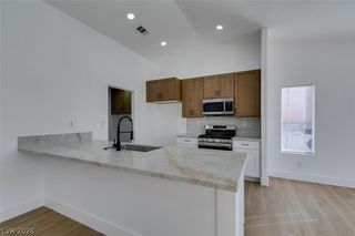 3013 Robincrest Court, North Las Vegas, NV 89031