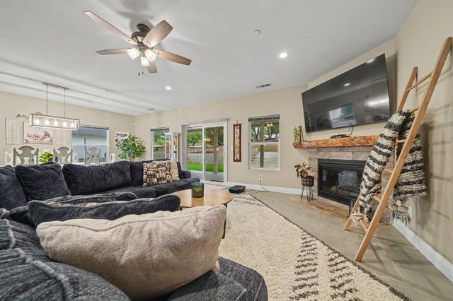 5851 Baldwin St, Valley Springs, CA 95252