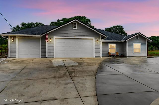 5851 Baldwin St, Valley Springs, CA 95252