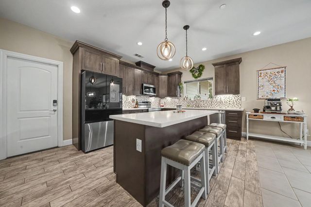 5851 Baldwin St, Valley Springs, CA 95252