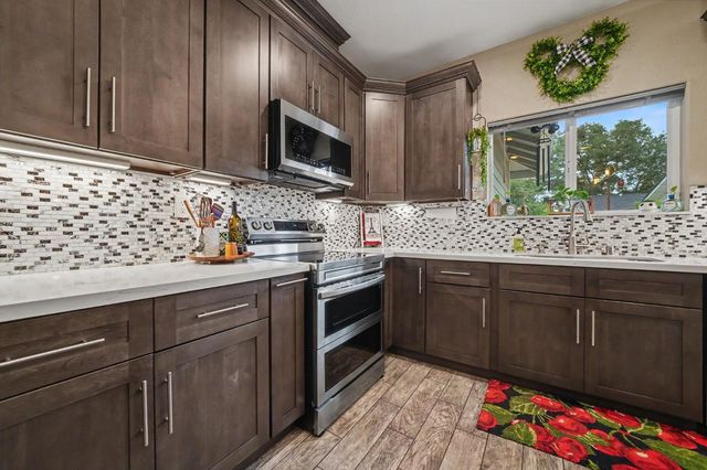 5851 Baldwin St, Valley Springs, CA 95252