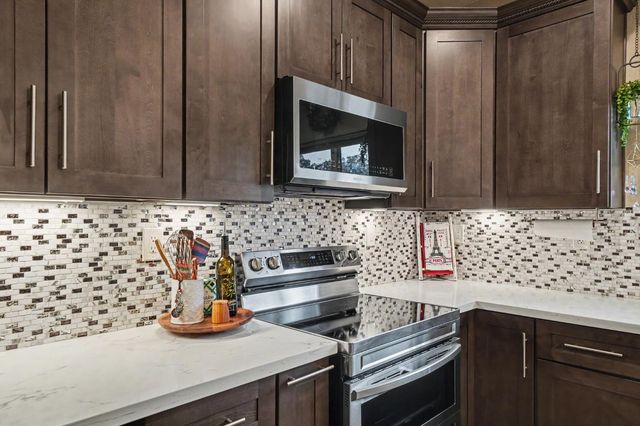 5851 Baldwin St, Valley Springs, CA 95252