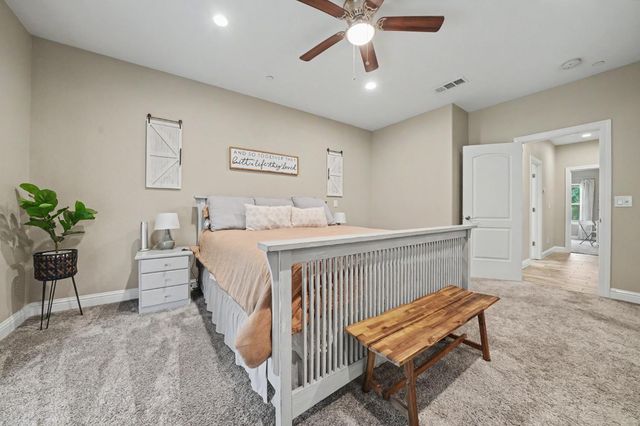 5851 Baldwin St, Valley Springs, CA 95252