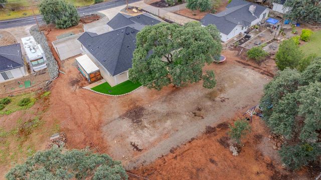 5851 Baldwin St, Valley Springs, CA 95252