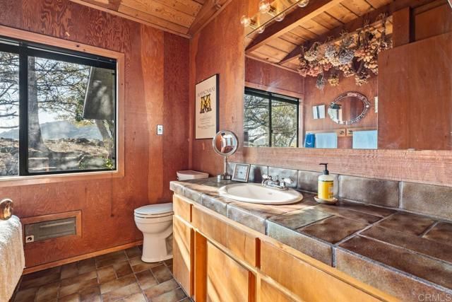 24210 Fremontia Lane, Descanso, CA 91916