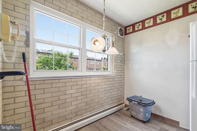 3549 CHALFONT DR, Philadelphia, PA 19154