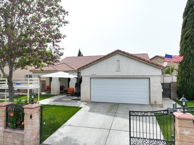 45759 Tiana Rose, Lancaster, CA 93536