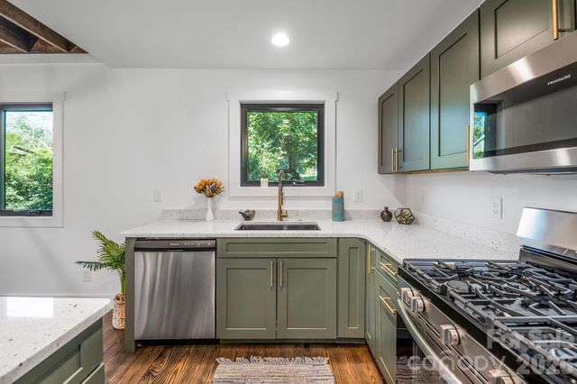 138 Shiloh Road, Asheville, NC 28803