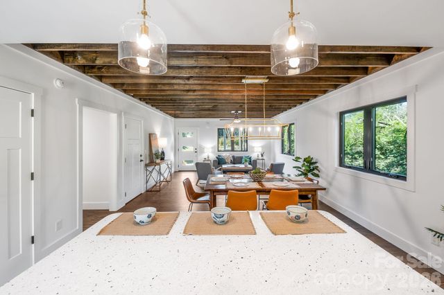 138 Shiloh Road, Asheville, NC 28803