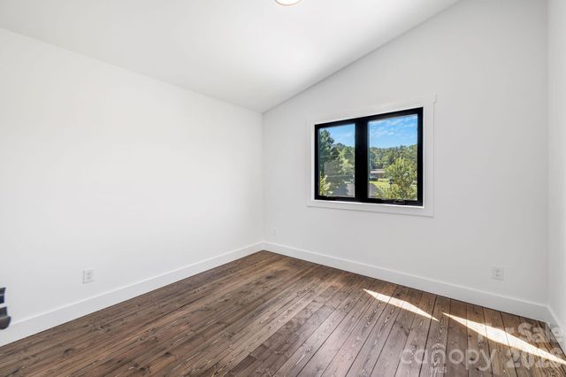 138 Shiloh Road, Asheville, NC 28803