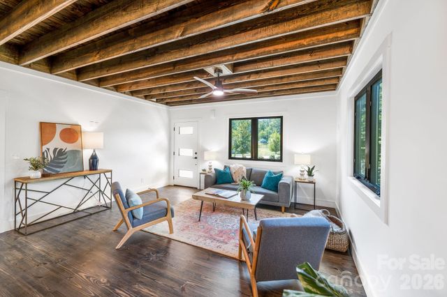 138 Shiloh Road, Asheville, NC 28803