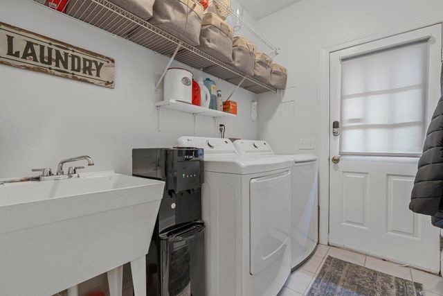 1125 Mathis Ferry Road, Mount Pleasant, SC 29464