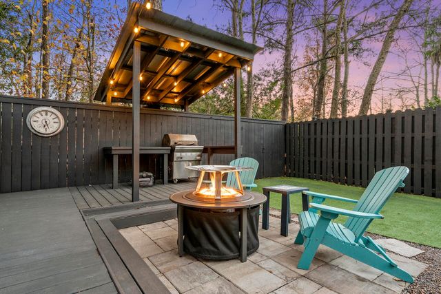 1125 Mathis Ferry Road, Mount Pleasant, SC 29464