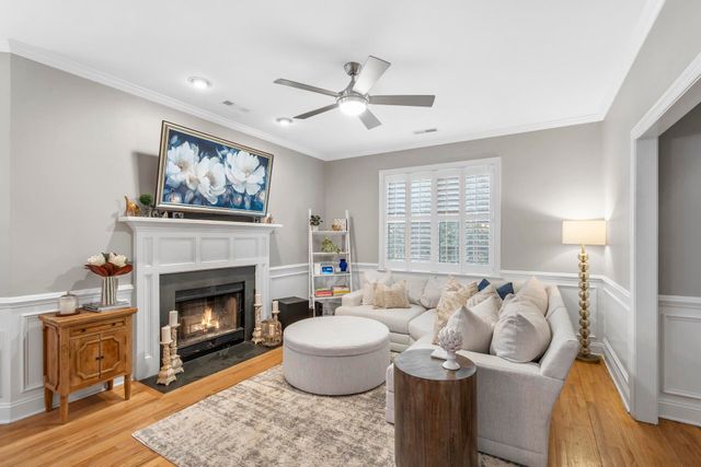 1125 Mathis Ferry Road, Mount Pleasant, SC 29464