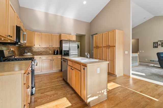 4737 Zane Avenue N, Crystal, MN 55429